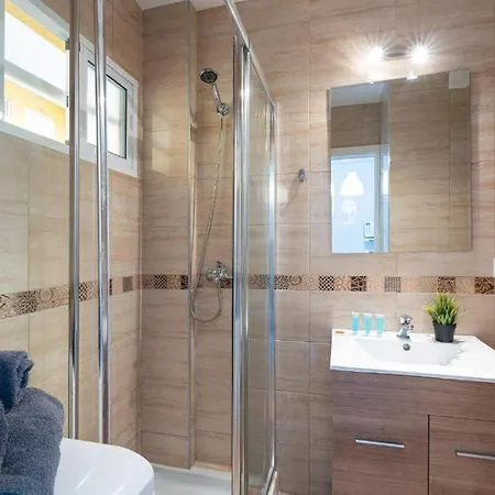 Hercules Apartment *